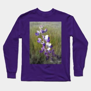 lupines in the grass Long Sleeve T-Shirt